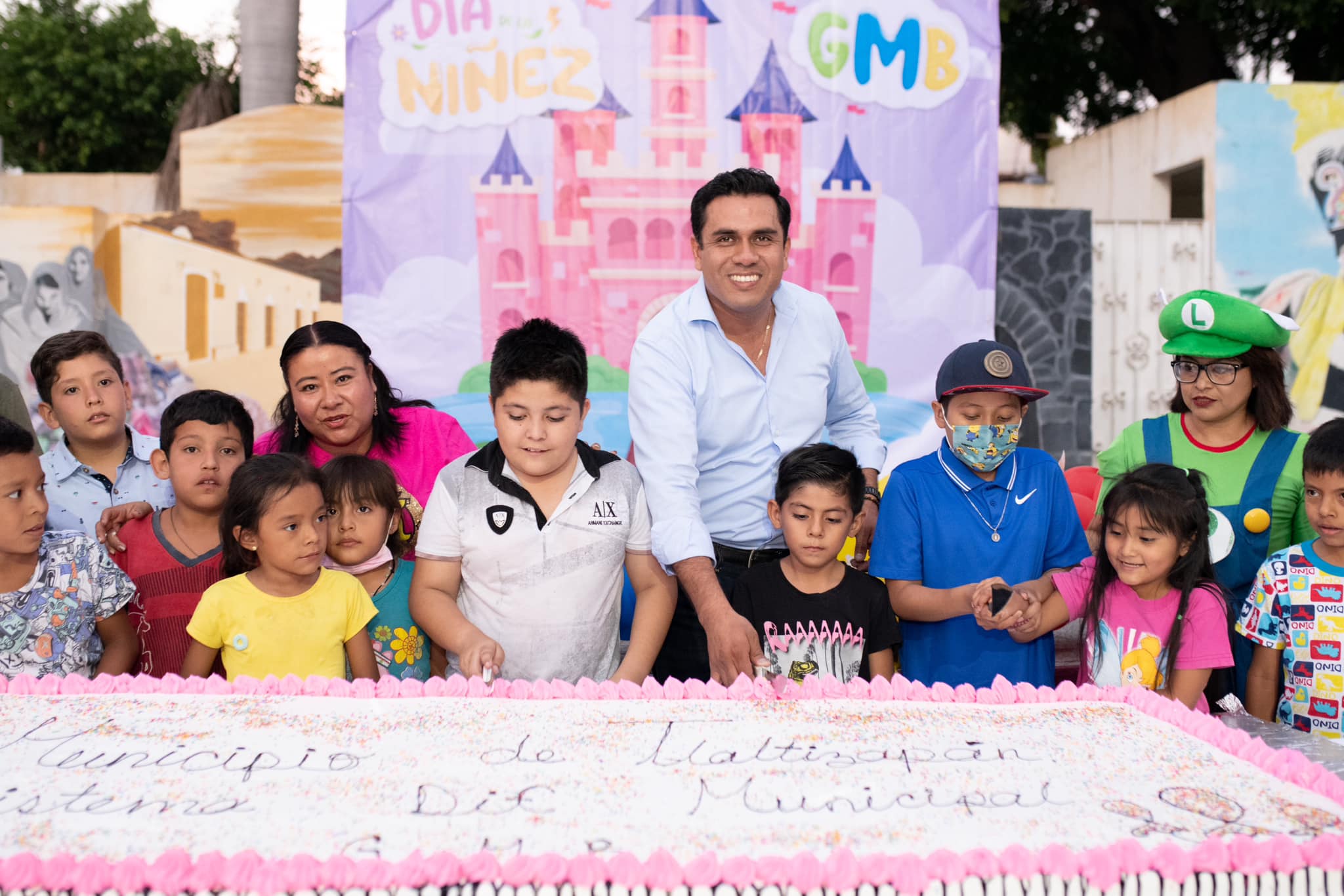 GRAN FESTEJO DEL DÍA DE LA NIÑEZ EN TLALTIZAPÁN